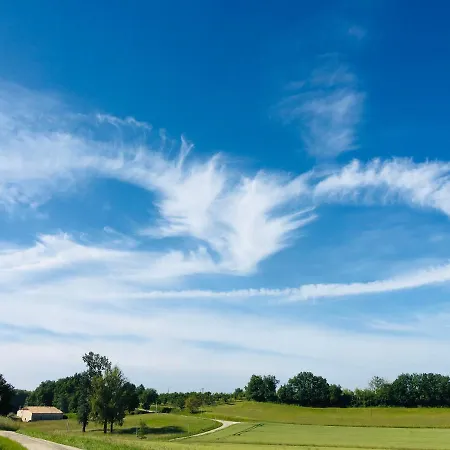 Labarthe Bed & Breakfast Baleyssagues